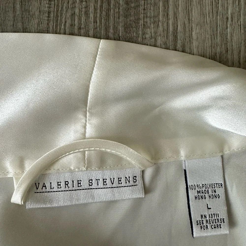 Valerie Stevens Cream Sheer Sleeve satin Robe and nightgown Sz L glamour sexy - Picture 6 of 7